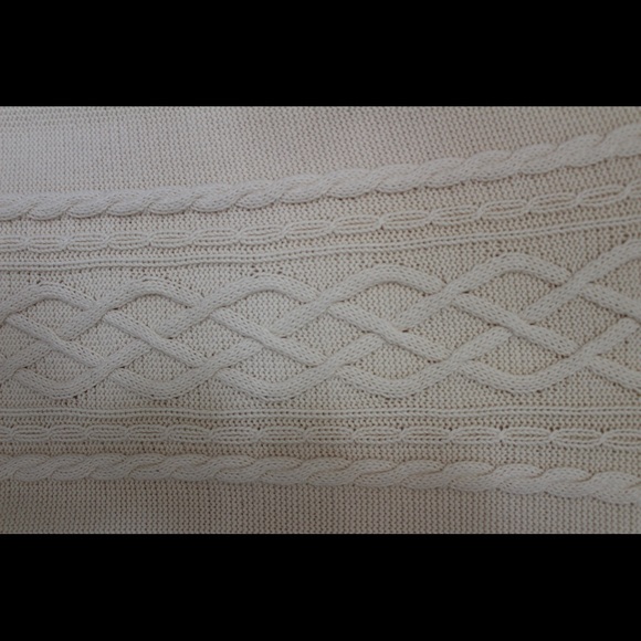 Girls Holiday Dress!🎄 - Picture 2 of 4